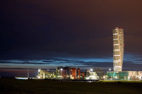 Turning_torso_by_night1